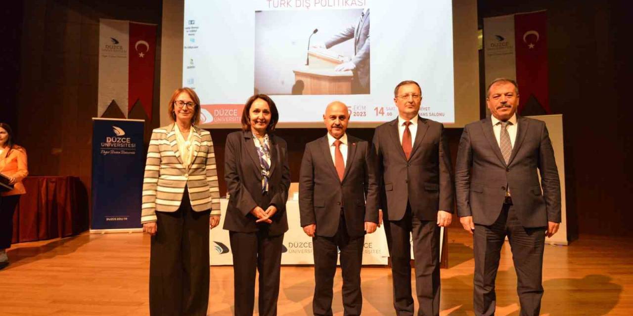 Düzce Üniversitesi’nden Cumhuriyet’in 100. Yılında Ufuk Açıcı Türk Dış Politikası Değerlendirmesi