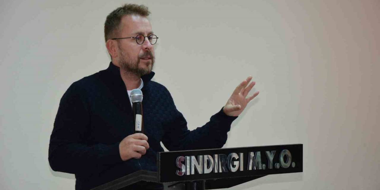 Sındırgı Myo’da İlk Ders Ünlü Şef Ömür Akkor’dan