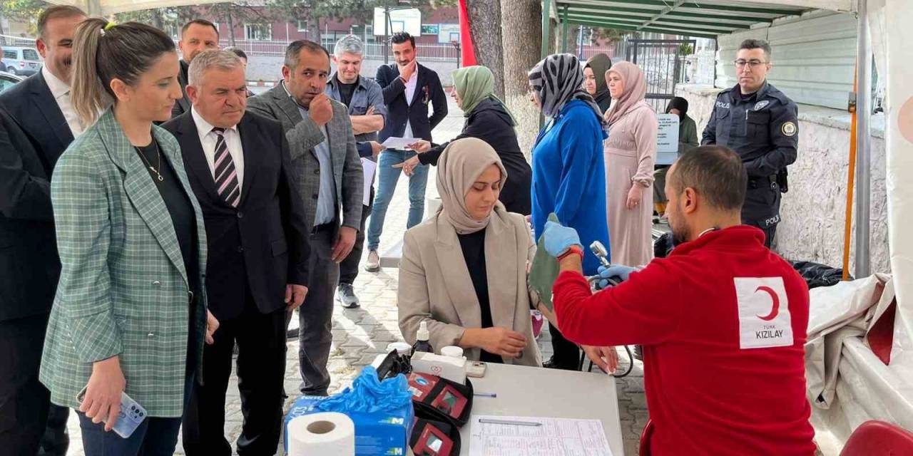 Okuldan Rekor Kan Bağışı