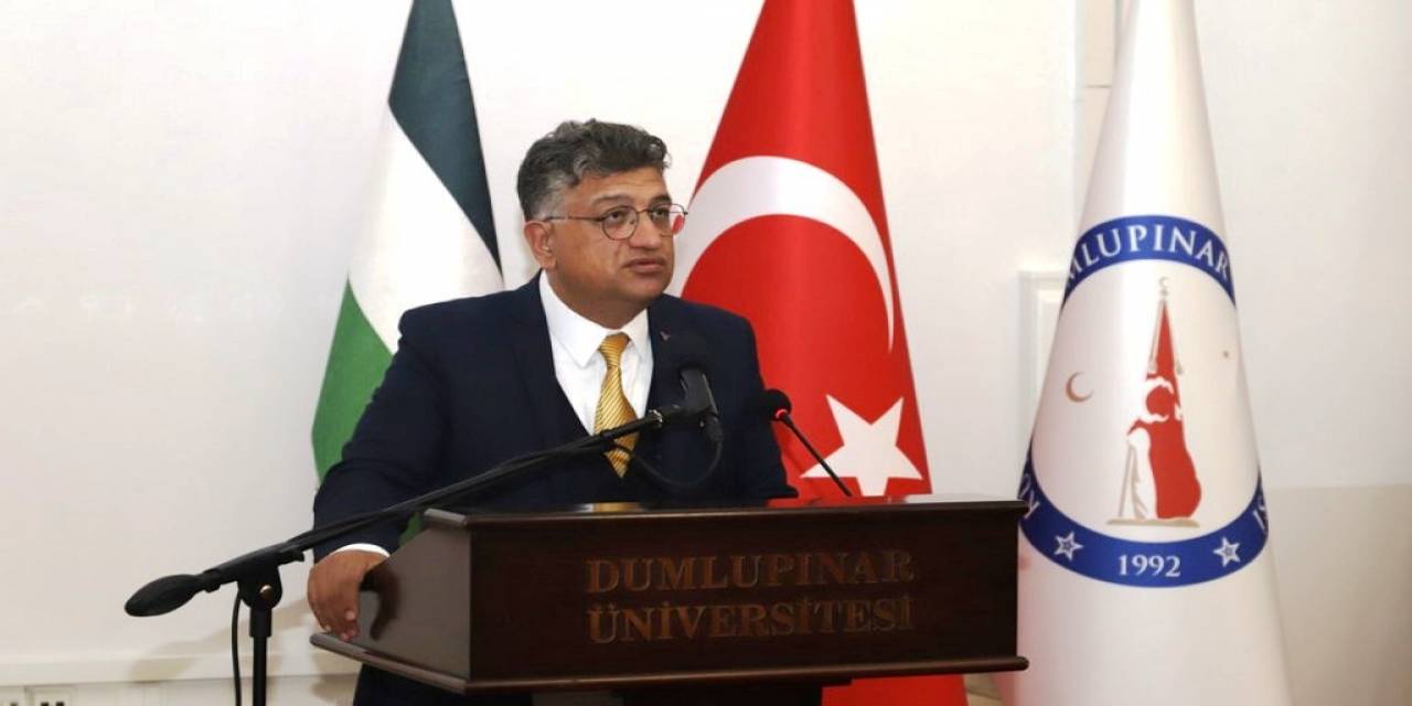 Rektör Kızıltoprak: “Filistin Bizim İçin İnsanlık Onurudur”