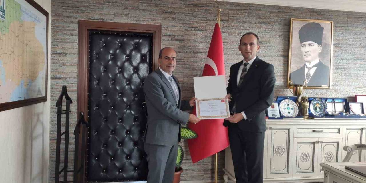 Yerel Yönetimlerden Tebrik Belgeleri