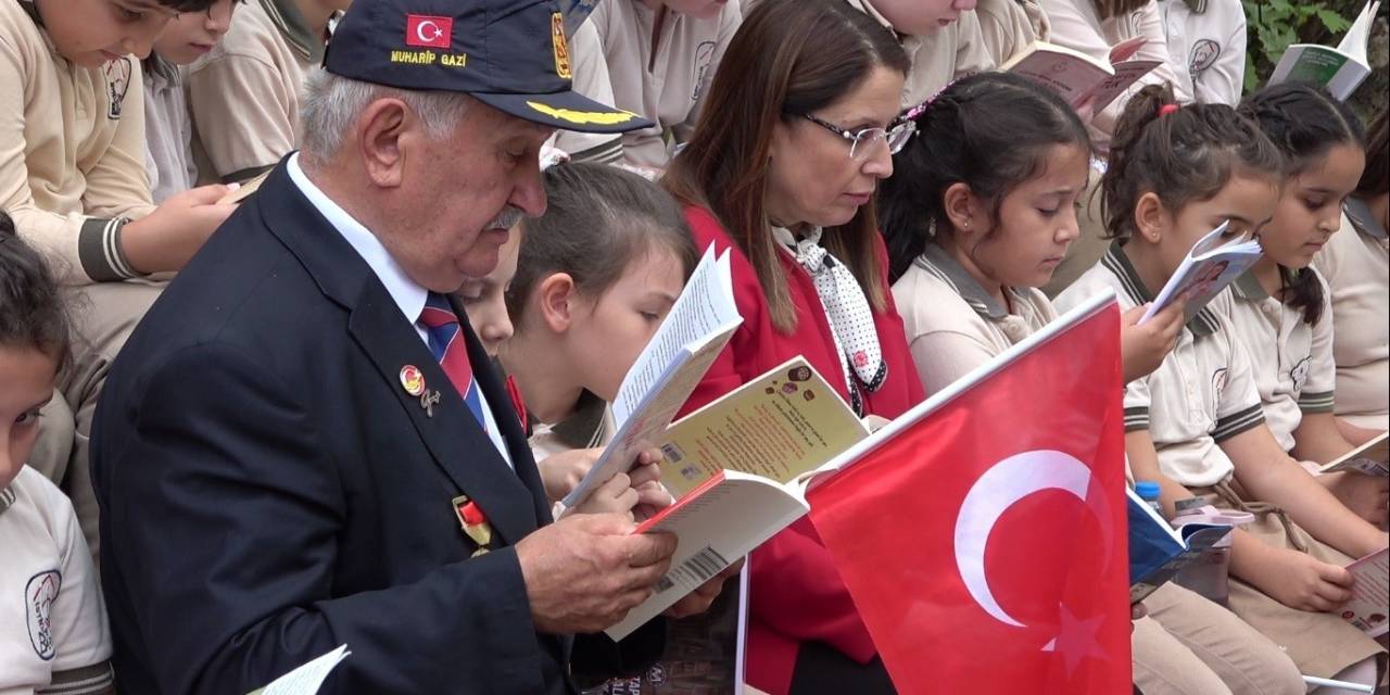 Ağaçlar Kitap Açtı