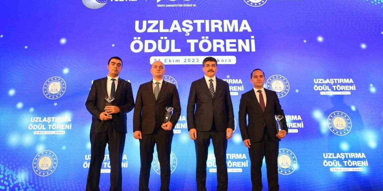 Osmaniye Cumhuriyet Başsavcısı Arısoy’a "Uzlaştırma" Ödülü