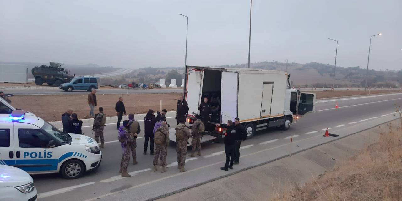 Kırklareli’nde 51 Kaçak Göçmen Yakalandı