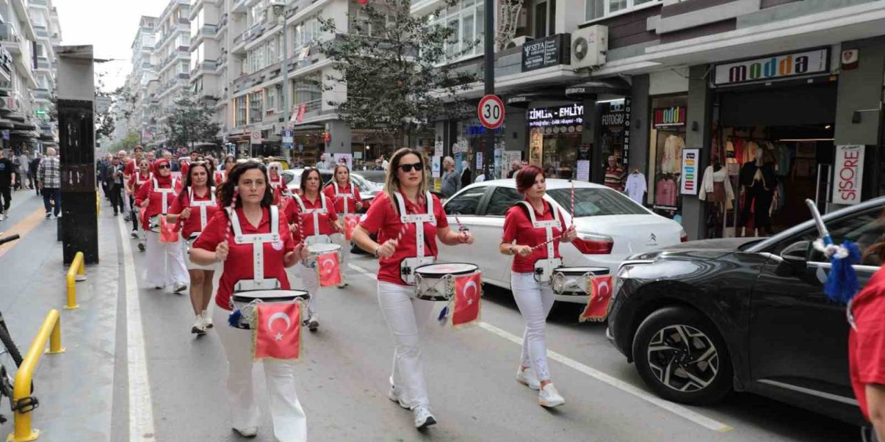 Samsun’da ’önlemini Al Sevdiklerinle Kal’ Farkındalık Yürüyüşü