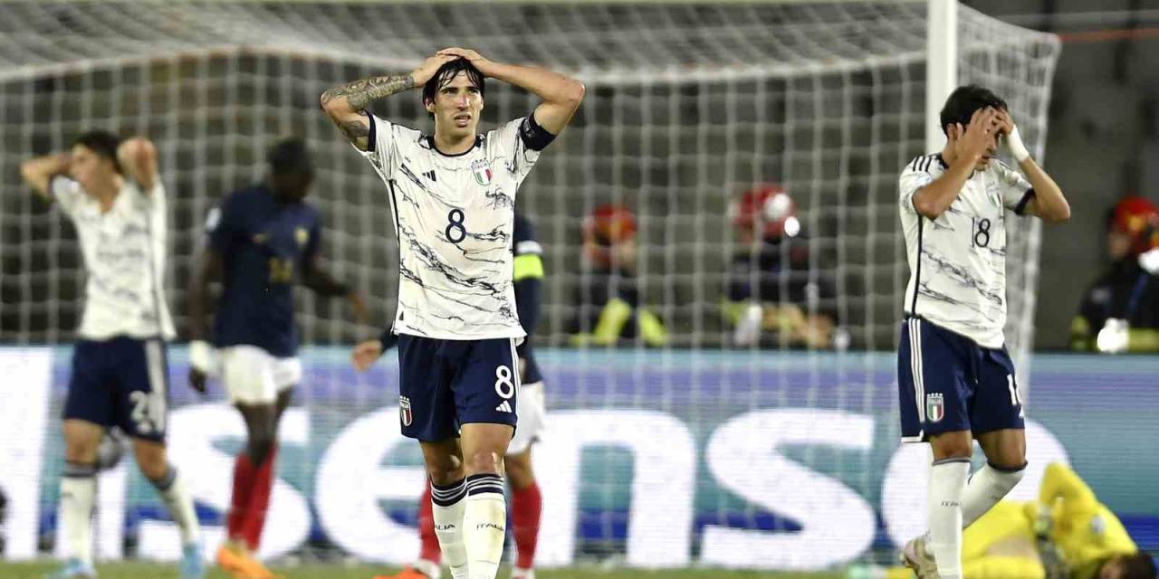Sandro Tonali’ye 10 Ay Futboldan Men Cezası