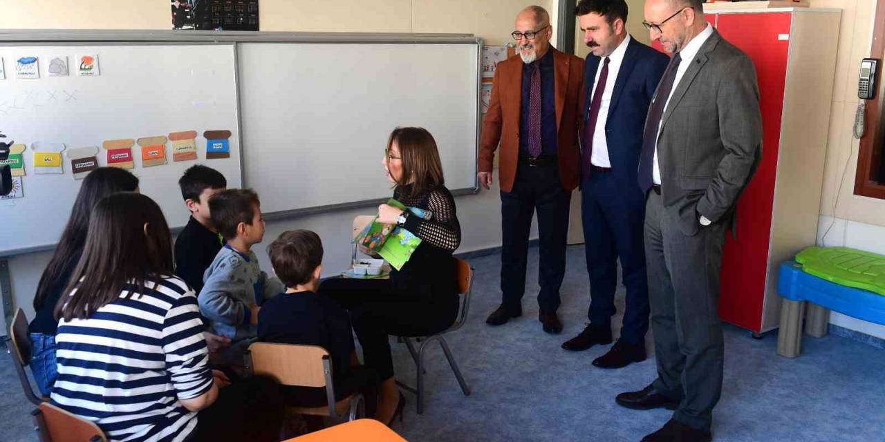 Rektör Prof. Dr. Erdal, Engelliler Araştırma Enstitüsü Ve Dilkom’u Ziyaret Etti