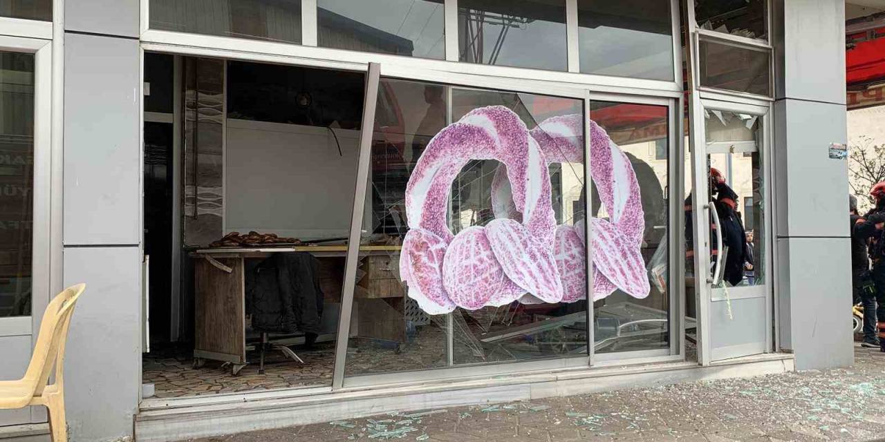 Simit Fırınında Doğalgaz Patlaması: 3 Yaralı