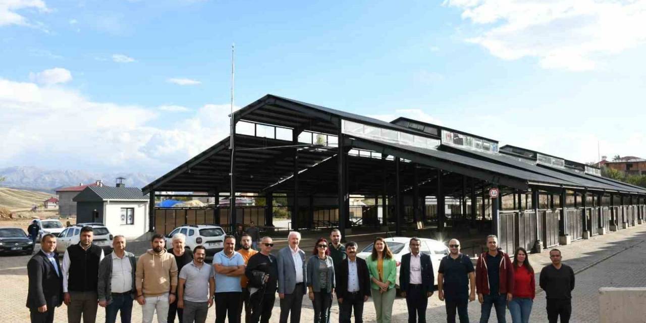 Tufanbeyli Belediyesi Yöresel Ürünler Pazarına Kavuştu