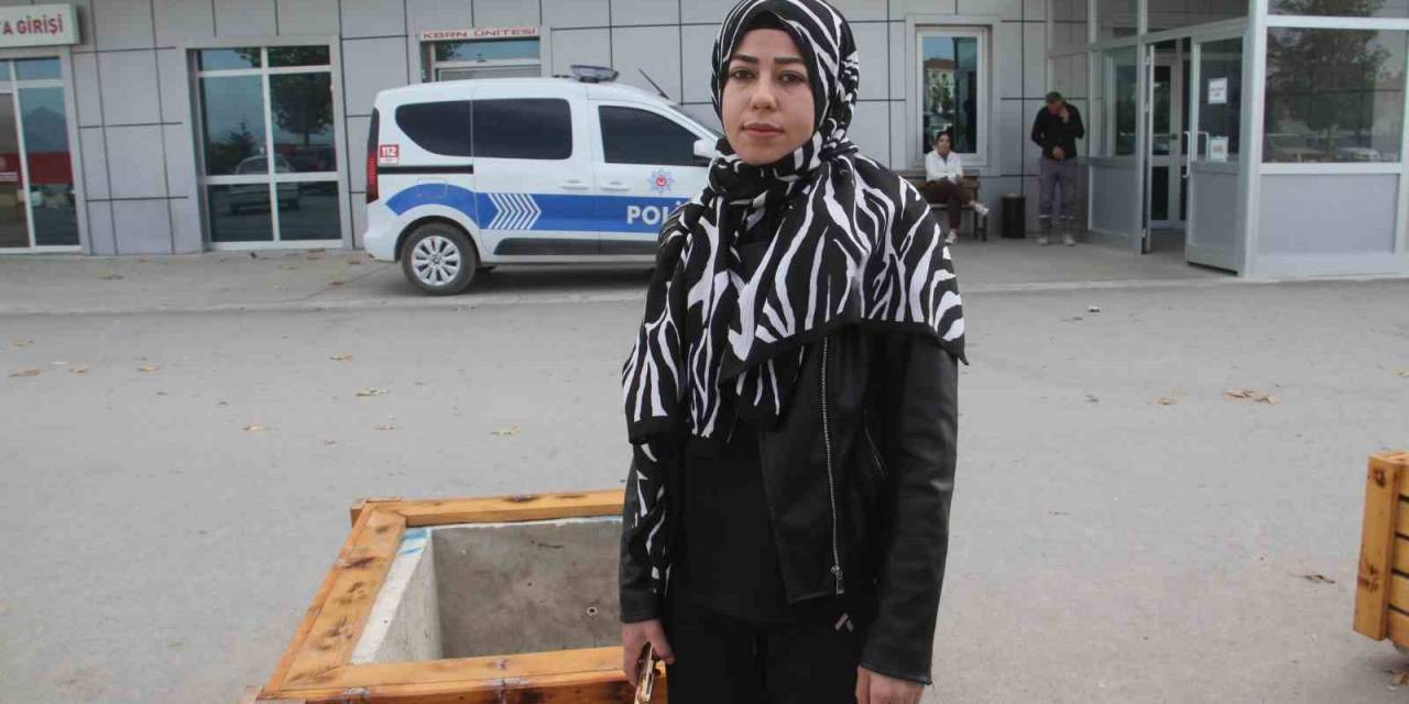 Konya’da Ziraat Mühendisi Kadın, Sokak Köpeğinin Saldırısında Yaralandı