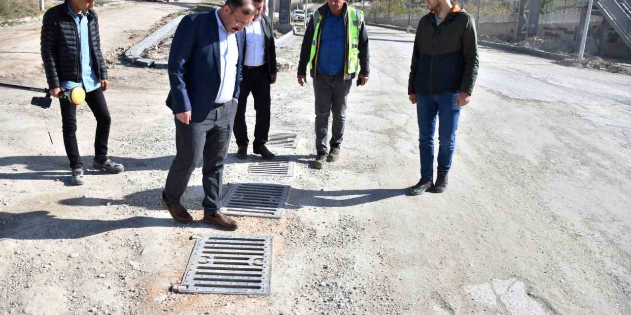 Başkan Doğan, Sıcak Asfalt Yapılacak Bölgelerdeki Çalışmalarını Yerinde İnceledi