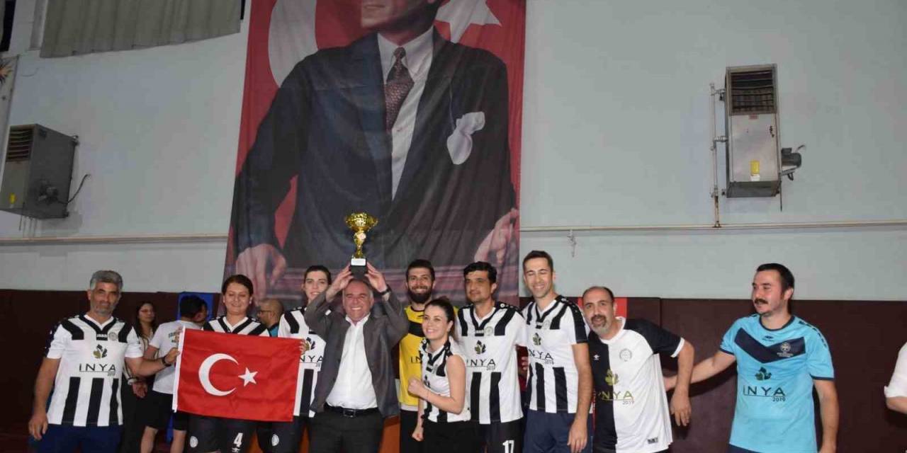 Cumhuriyet Kupası Germencik Belediyesi’nin Oldu