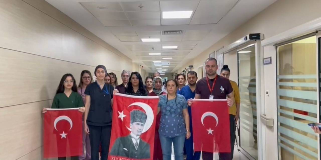 Yoğun Bakım Servisinde 100’üncü Yıl Kutlaması