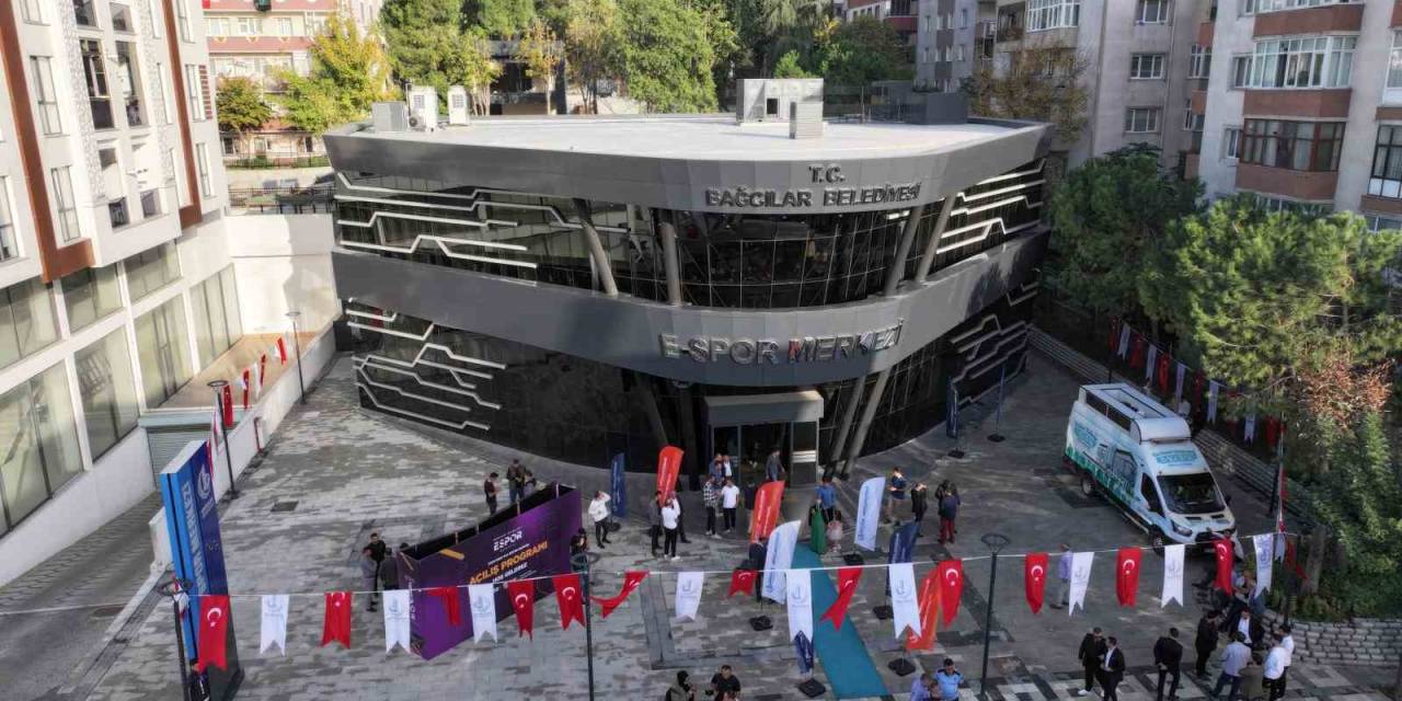 Bağcılar’da Cumhuriyet’in 100. Yılında 100 Eser Tanıtıldı