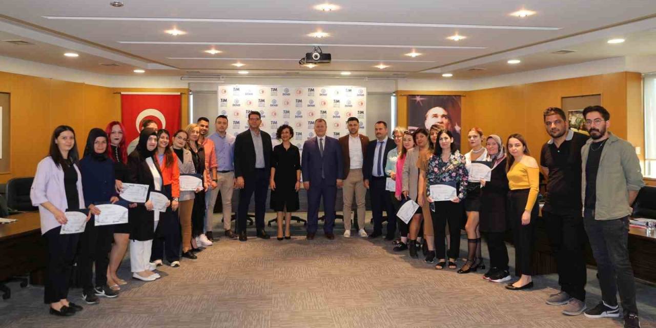 Kalite Kontrol Elemanları Belgelerini Aldı