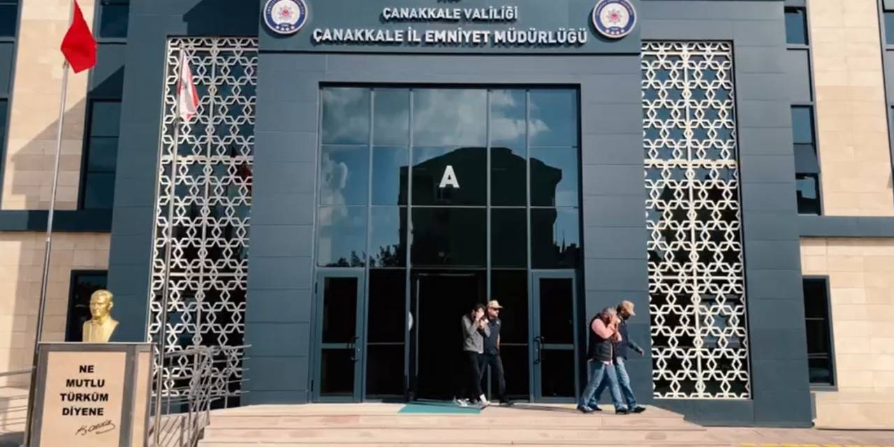 Çanakkale’de Fetö Operasyonunda Gözaltına Alınan 10 Şüpheli Adliyeye Sevk Edildi