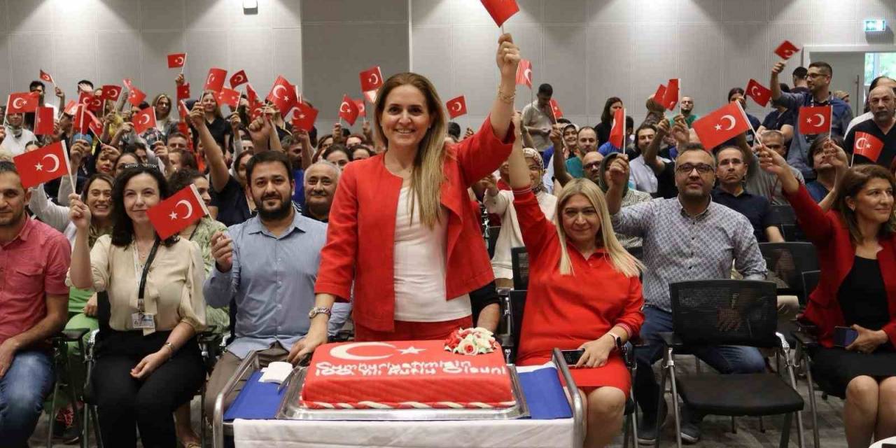 Mersin Şehir Hastanesi’nde ’cumhuriyetin 100. Yılı Fotoğraf Sergisi’ Açıldı