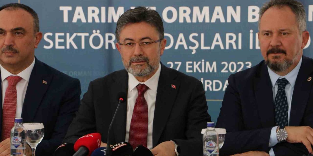 Bakan Yumaklı’dan Ayçiçeği Desteği Açıklaması: "Bin 500 Lira Olarak Yeniden Belirledik"