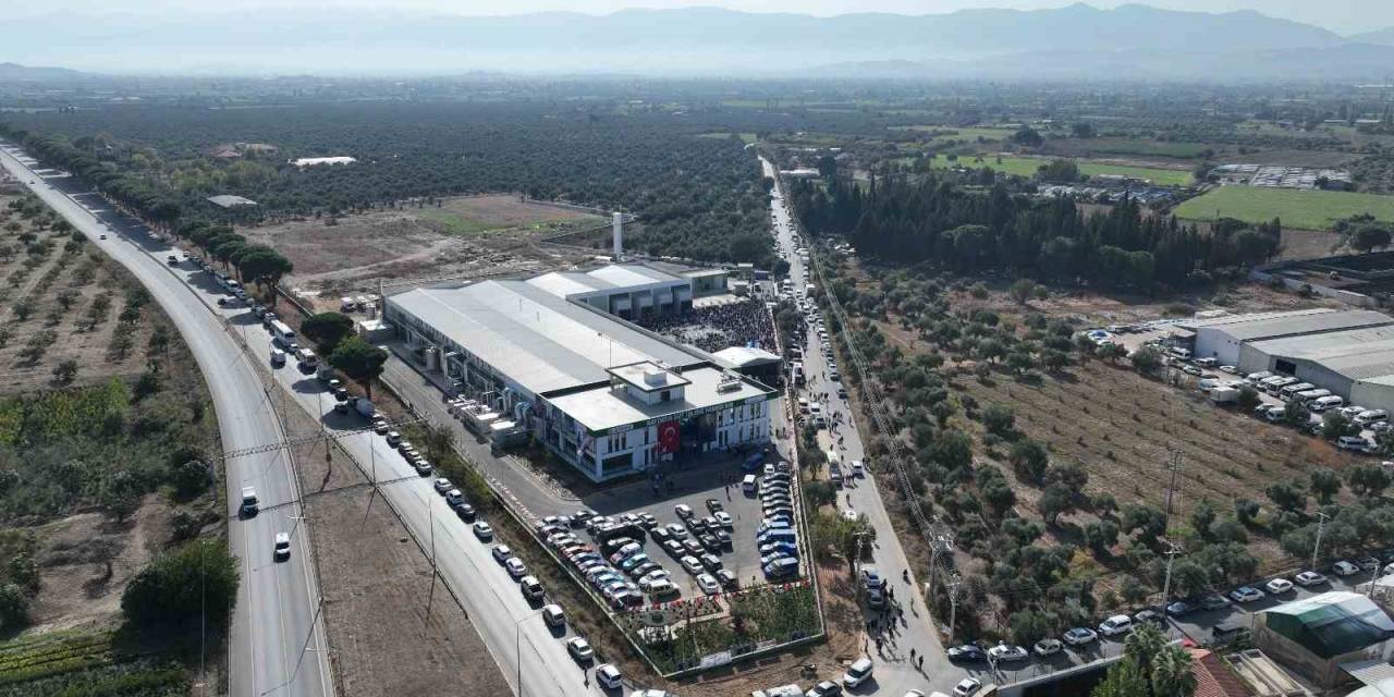 350 Milyonluk Yatırımla Kurulan 100. Yıl Bayındır Süt İşleme Fabrikası Kapılarını Açtı