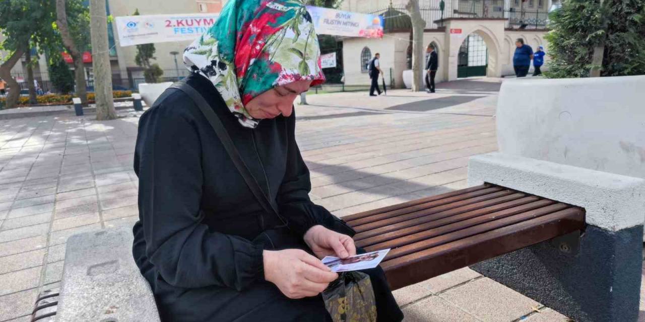 Günlerdir Kızından Haber Alamayan Gözü Yaşlı Anne: "Ne Olur Kızımı Bulun"