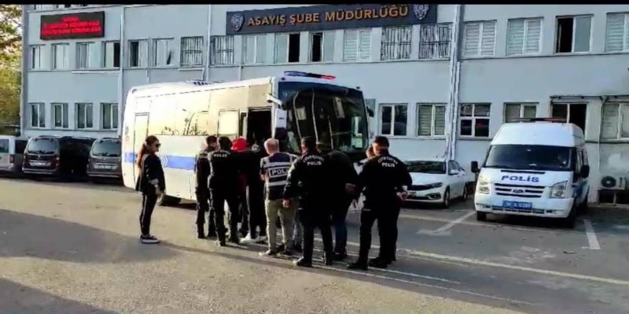 Bursa Polisinin Çökerttiği Fuhuş Çetesi Üyeleri Tutuklandı
