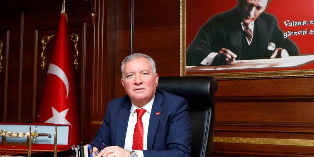 Başkan Kepenek; “Cumhuriyetimiz, Atalarımızdan Bizlere Kalan En Büyük Mirastır”