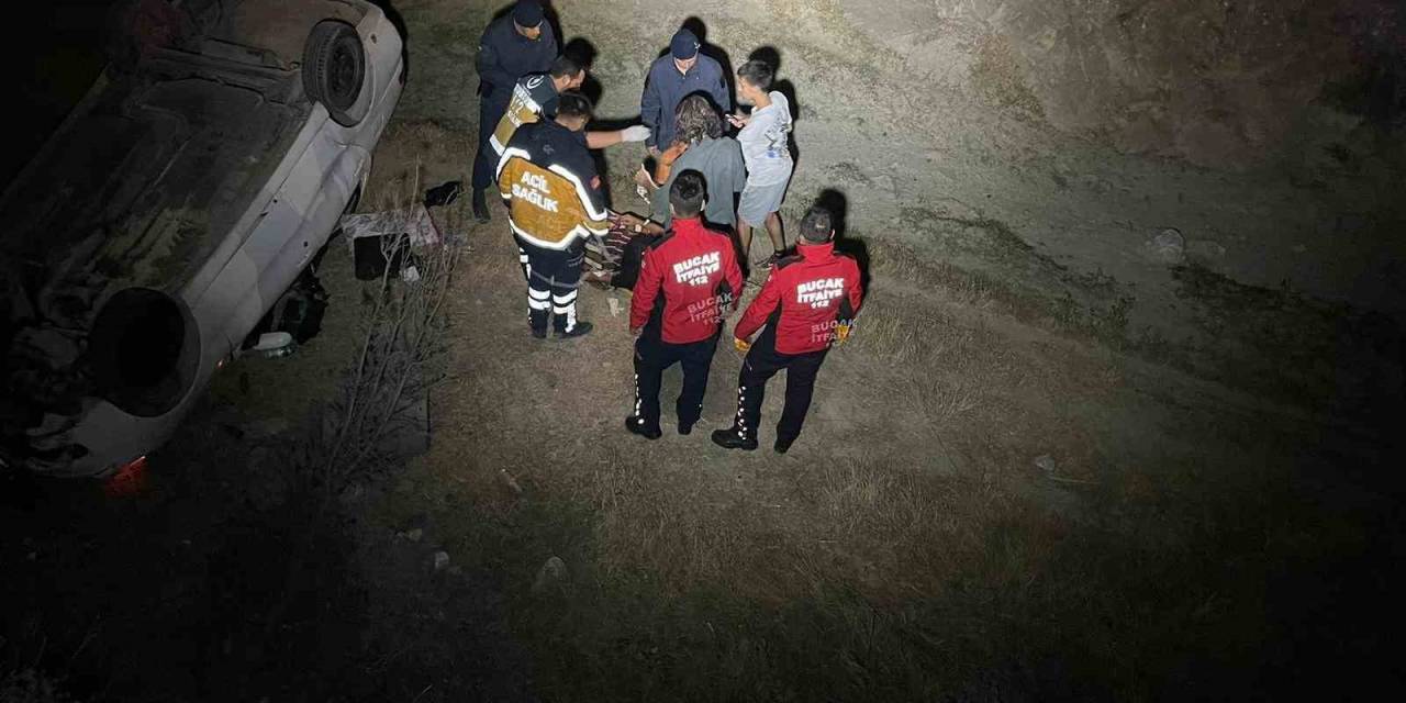 Burdur’da Otomobil Dereye Uçtu: 4 Yaralı