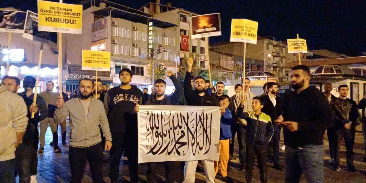 İsrail’in Gazze Şeridine Yaptığı Saldırılar Düzcelileri Sokağa Döktü