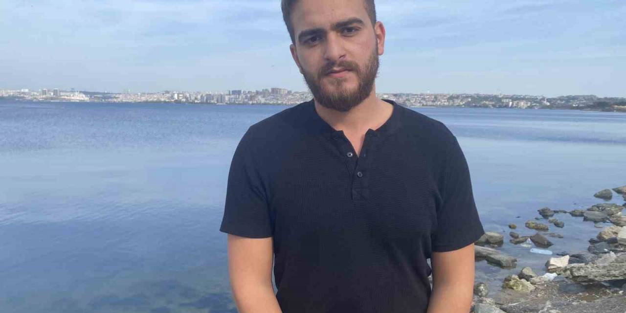 İzmir Depreminin Kahramanlarından Olan Filistinli Genç, İsrail’e Tepki Gösterdi