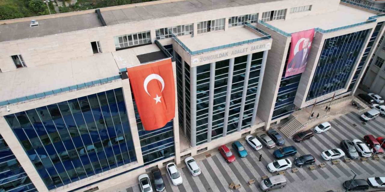 Zonguldak Adliyesi’nde 100. Yıl Coşkusu