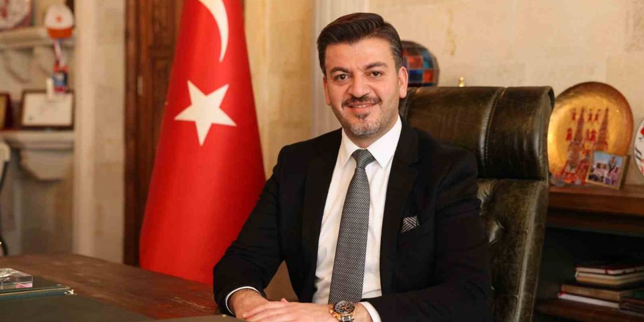 Başkan Aktürk: "Türkiye Cumhuriyetimizin 100. Yılı Kutlu Olsun"