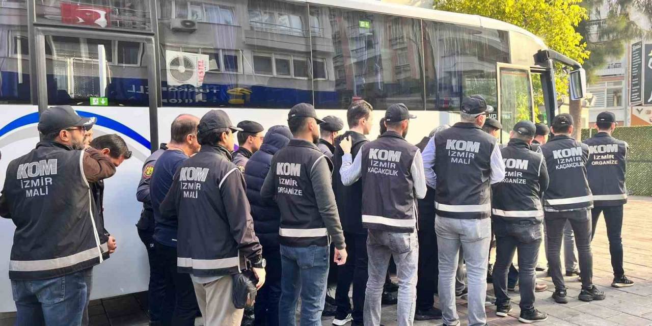 İzmir’deki Fetö’ye Kıskaç Operasyonunda 28 Tutuklama