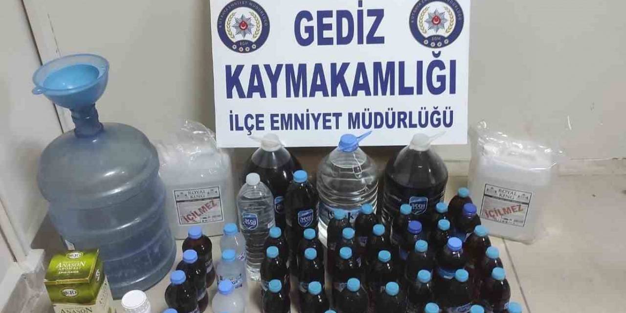 Gediz’de Sahte Alkol Üretip Sattığı İddia Edilen Kişi Yakalandı