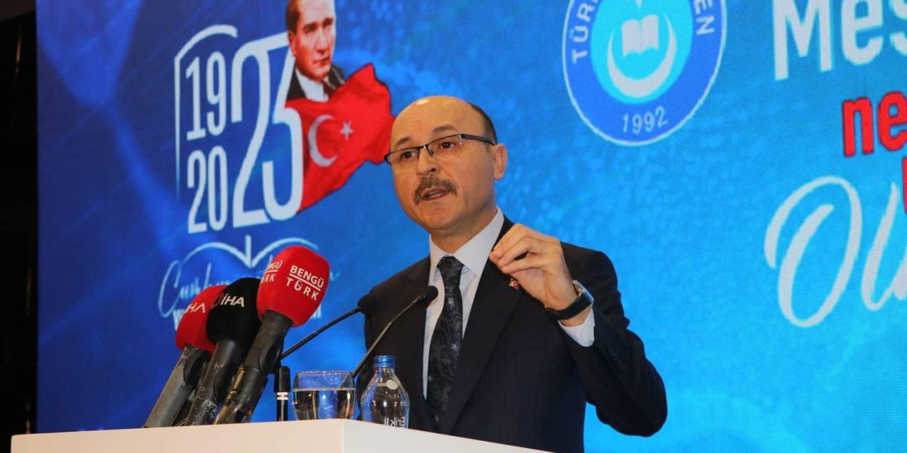 Türk Eğitim-sen Genel Başkanı Geylan’dan Cumhuriyet’in 100. Yılı İçin Kutlama Mesajı