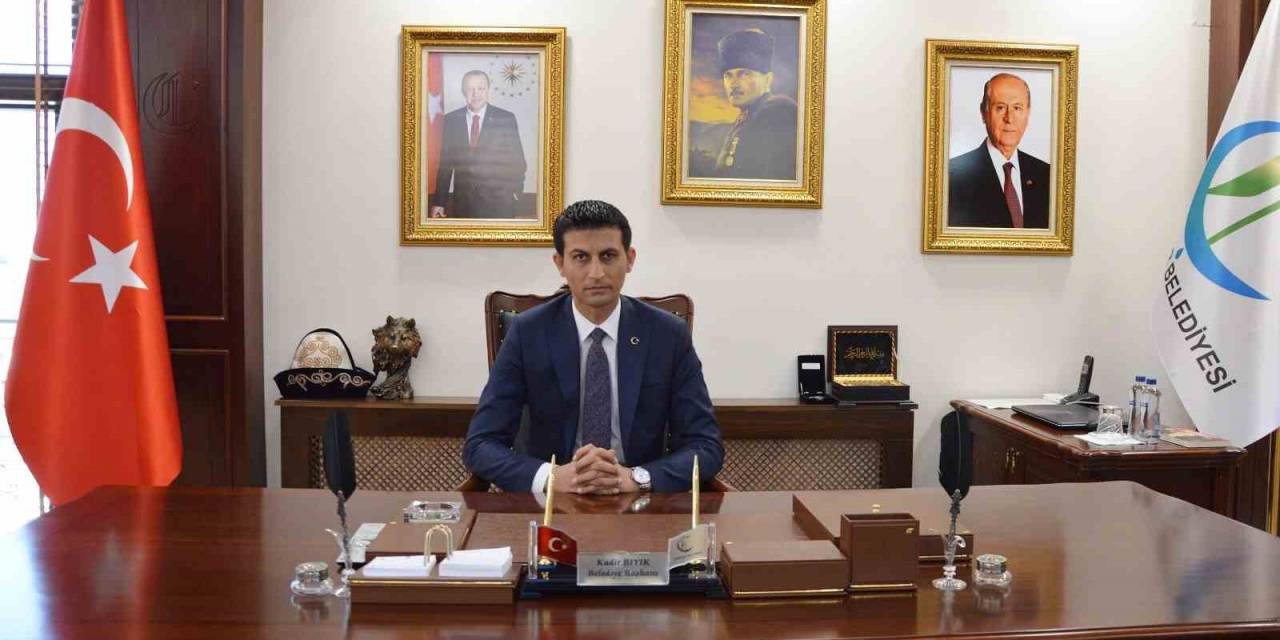 Çifteler Belediye Başkanı Kadir Bıyık Cumhuriyetin 100’üncü Yılı Vesilesiyle Mesaj Yayımladı