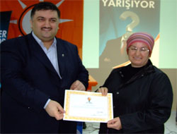 Ak Beyinler Yarıştı