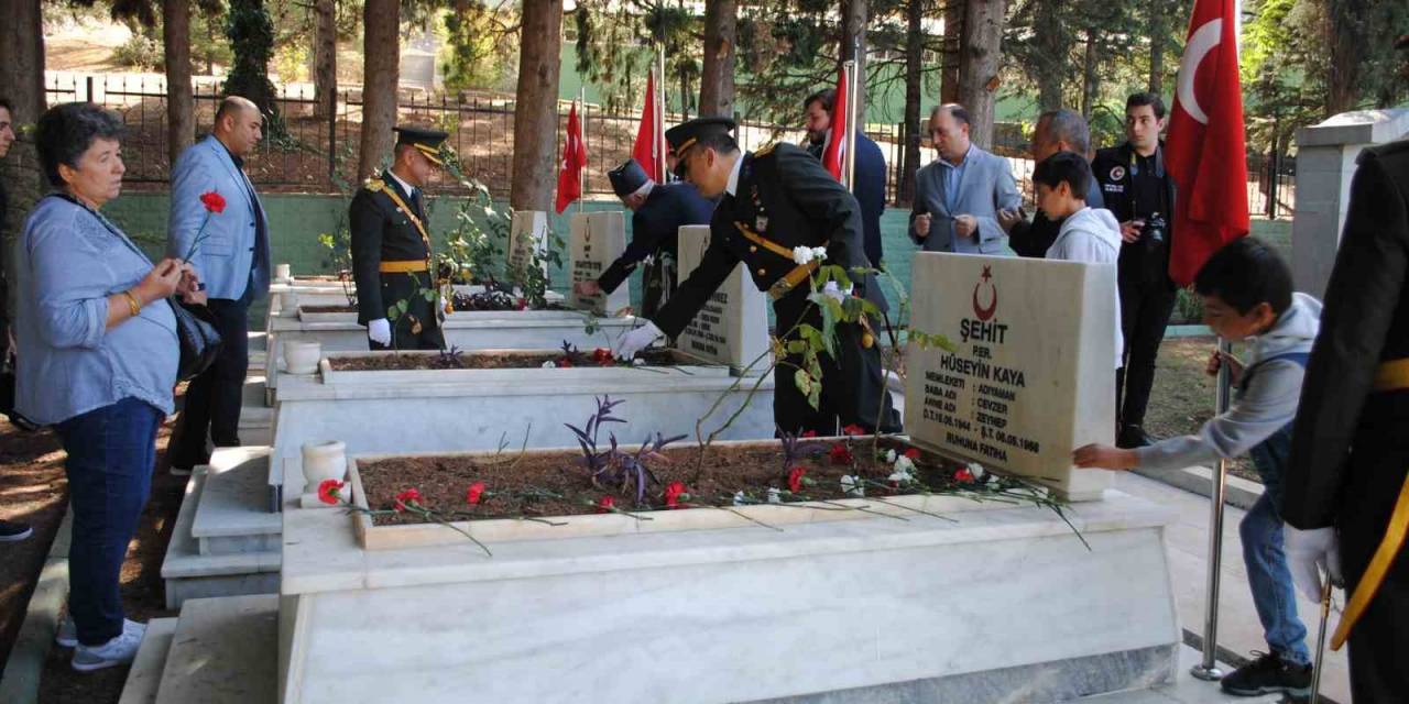 Eğirdir’de Şehit Kabirleri Ziyaret Edildi