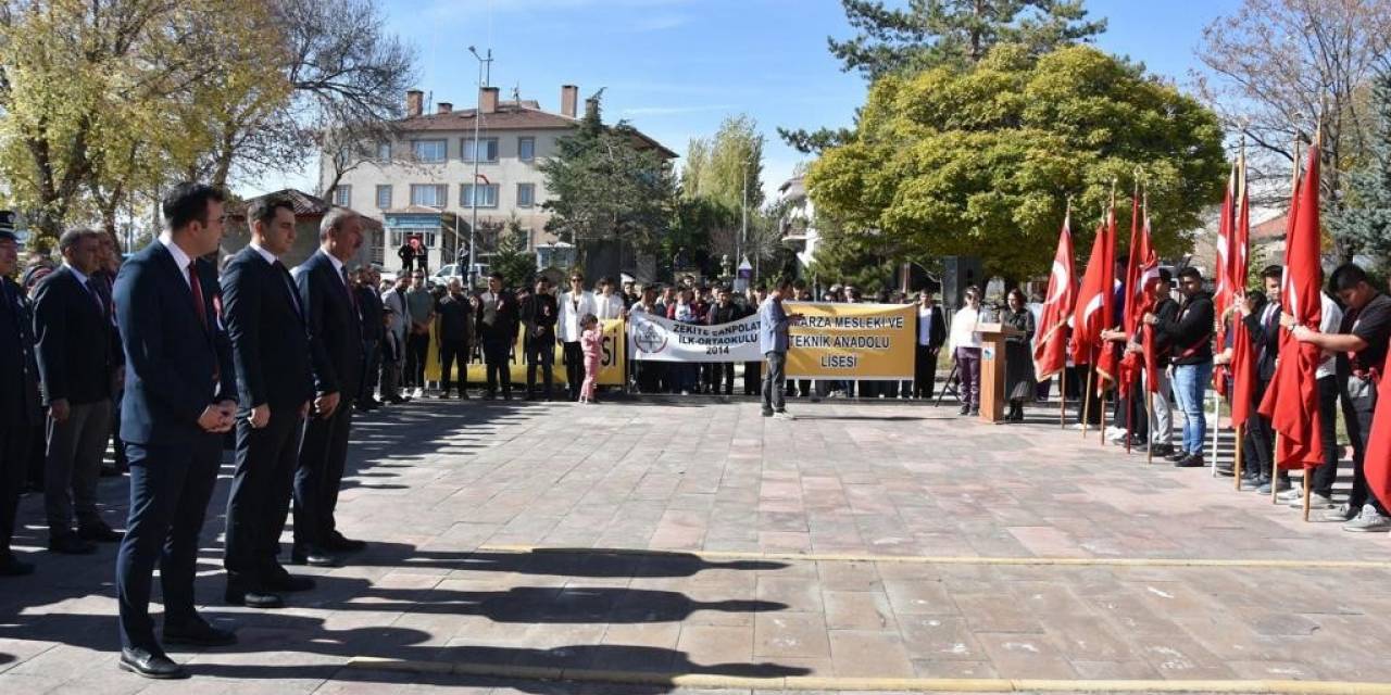 Tomarza’da Cumhuriyet Bayramı Kutlamaları Başladı