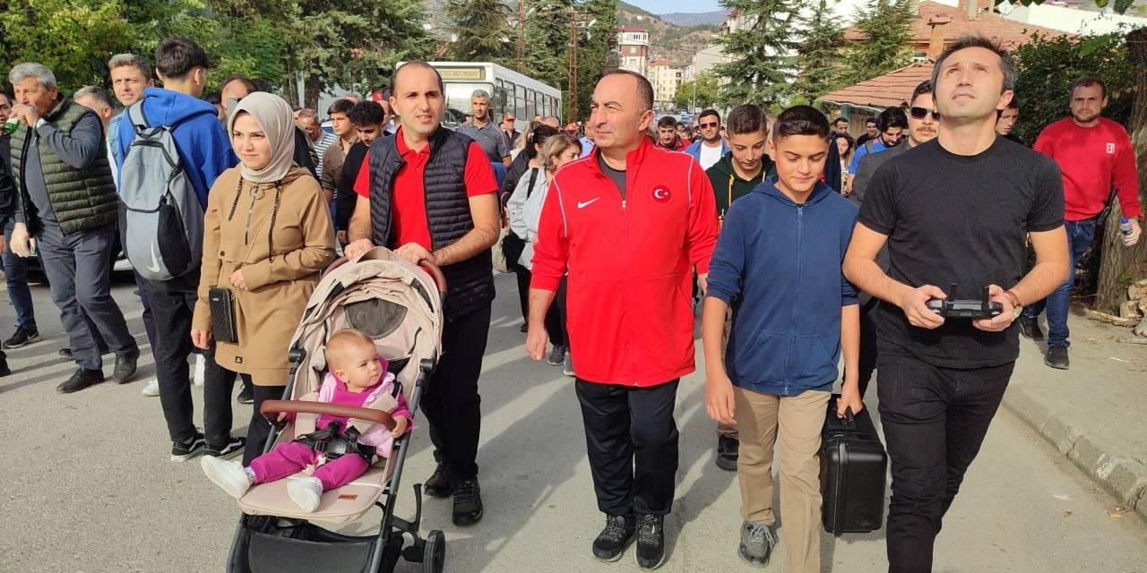 İskilip’te “Cumhuriyet” Yürüyüşü