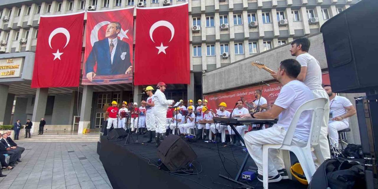 Madenci Korosu’ndan Unutulmaz Konser