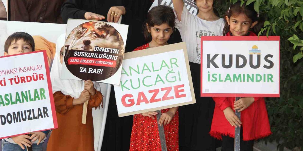 Cizre’de Kadınlar, İsrail’in Gazze Saldırılarını Protesto Etti