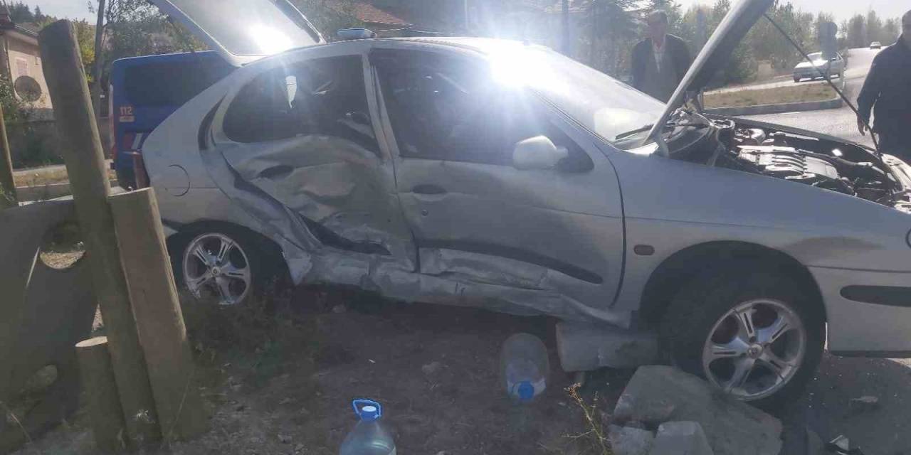 Afyonkarahisar’da Trafik Kazası: 6 Yaralı