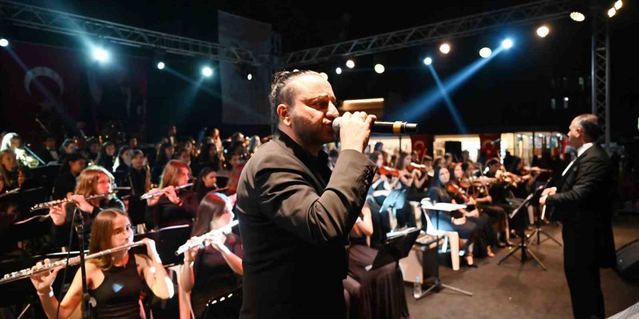 Cumhuriyet’in 100. Yılı Kemer’de Coşkuyla Kutlanıyor