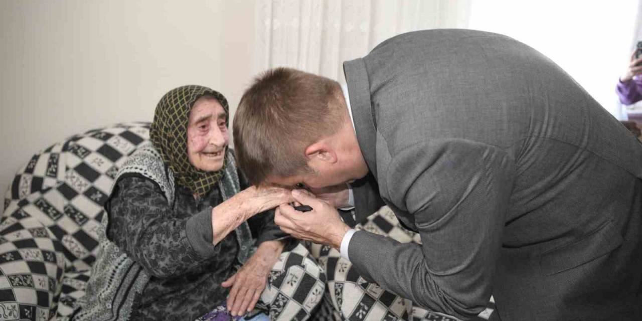 Karaman’da Cumhuriyet’in ’asırlık Çınarları’ Ziyaret Edildi