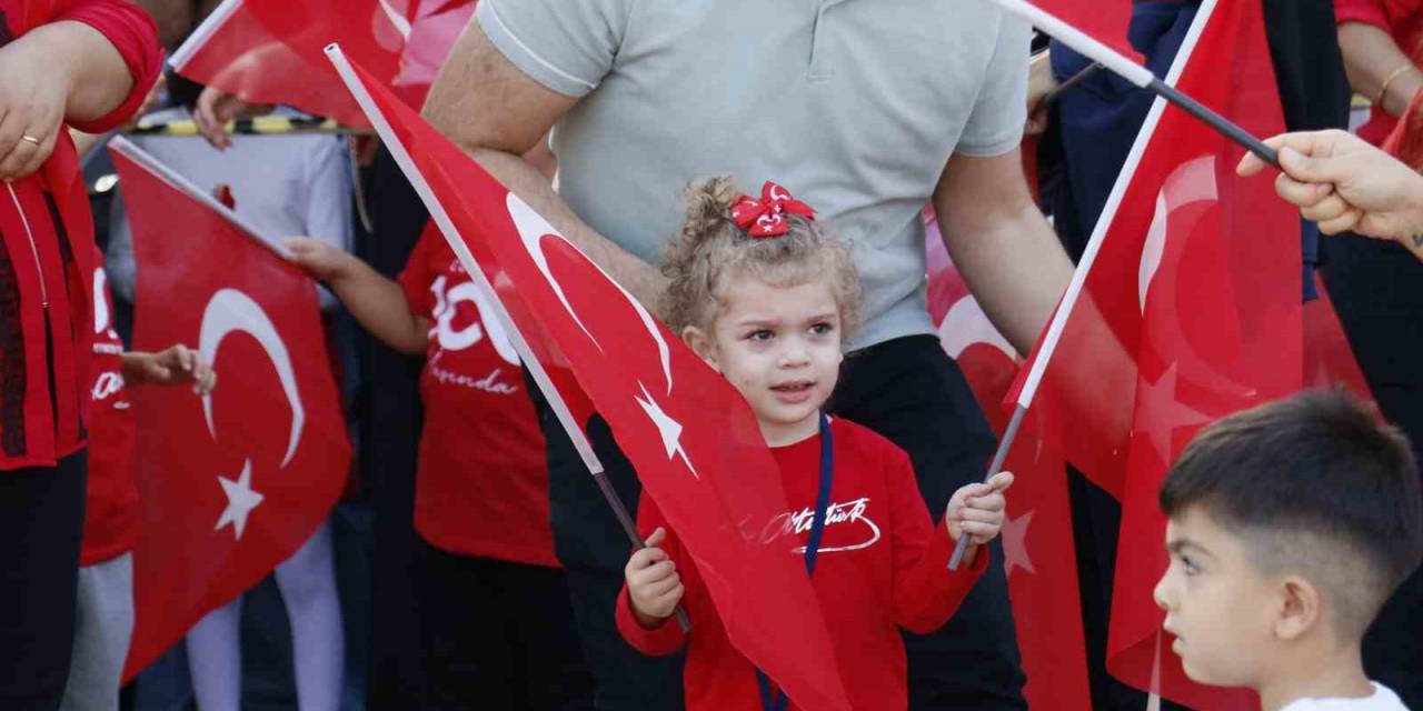 Adana’da Türkiye Cumhuriyeti’nin 100. Yıl Coşkusu