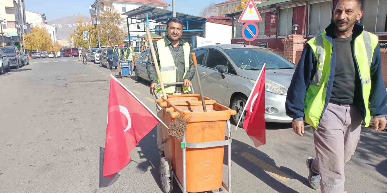 Ardahan’da Cumhuriyetin 100.yılı Coşkuyla Kutlandı