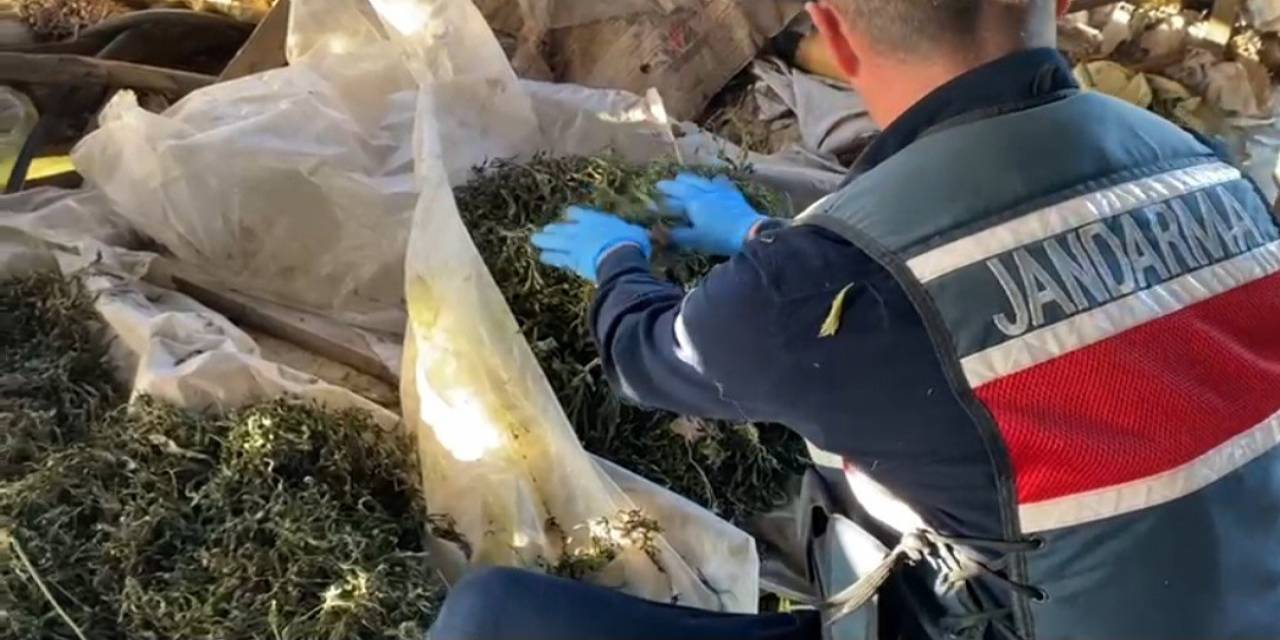 Serentiyi Uyuşturucu İmalathanesine Çevirmiş: 23 Kiloya Yakın Uyuşturucu Ele Geçirildi