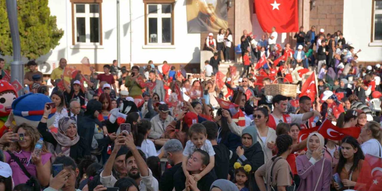 Zile’de 100. Yıl Coşkuyla Kutlandı