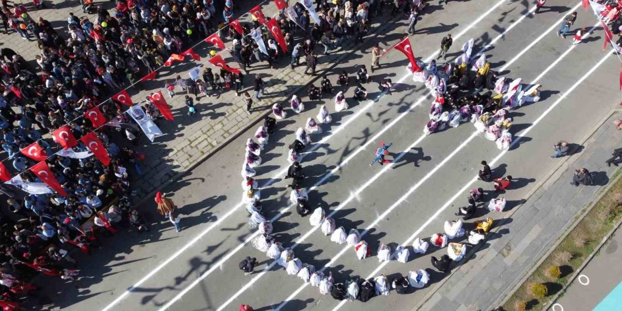 Kars’ta Cumhuriyet Bayramı Coşkusu