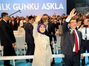 Başbakan Davutoğlu, Ak Parti’nin 5. Olağan Kongresi’nde